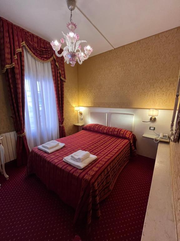 Hotel Castello - Resim 8