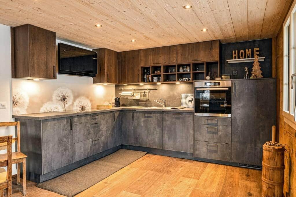 Kuchyň nebo kuchyňský kout v ubytování Chalet Halten