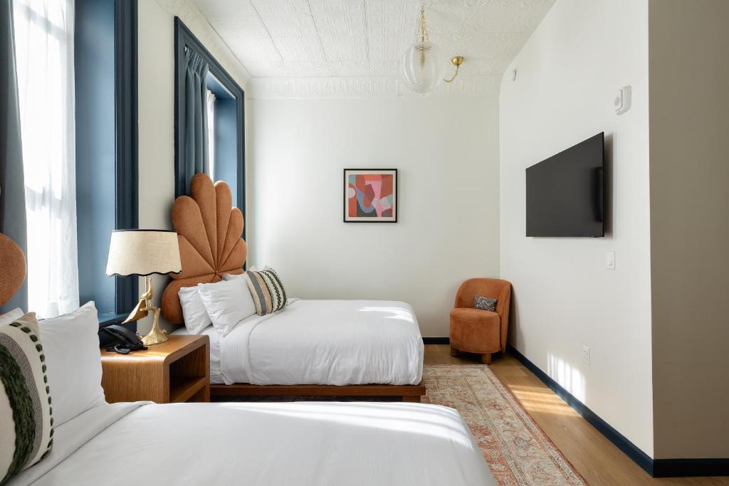 Granger Hotel San Diego Downtown Gaslamp Quarter, a Member of Design Hotels photo