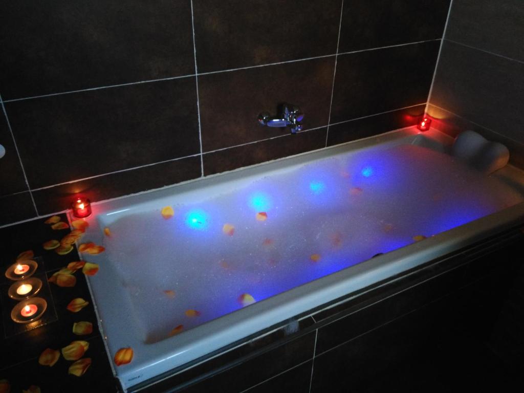 Jacuzzi Casa Rural Holiday Home Salva Salamanca