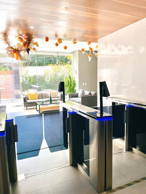 Φωτογραφία από το άλμπουμ του Skyline Suite in Polanco Best Location Fast Wifi στην Πόλη του Μεξικού
