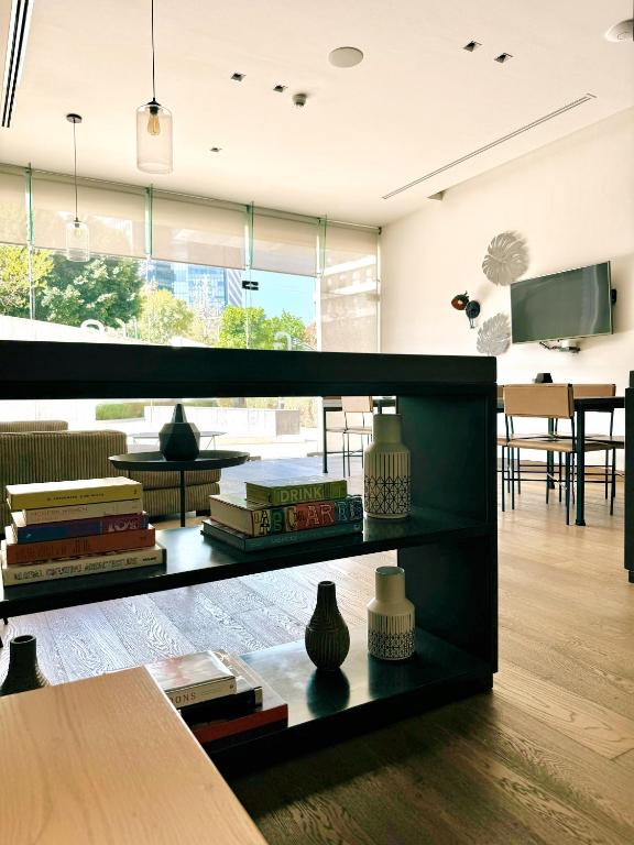 Μια τηλεόραση ή/και κέντρο ψυχαγωγίας στο Skyline Suite in Polanco Best Location Fast Wifi
