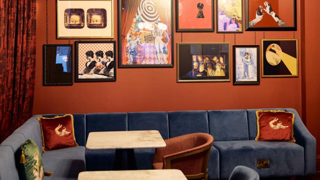 Posezení v ubytování Hotel Indigo Edinburgh by IHG