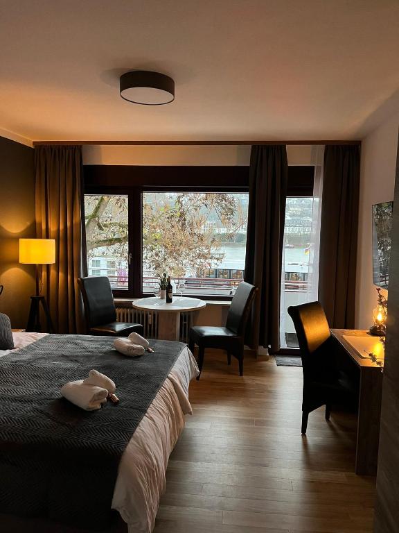 Rheinpanorama Suite mit Balkon