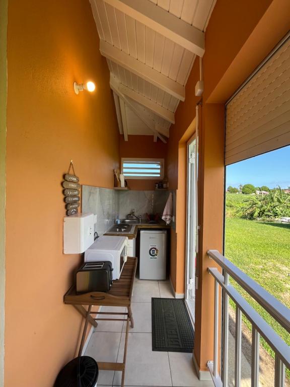 Balkón nebo terasa v ubytování Bungalow à baie-Mahault