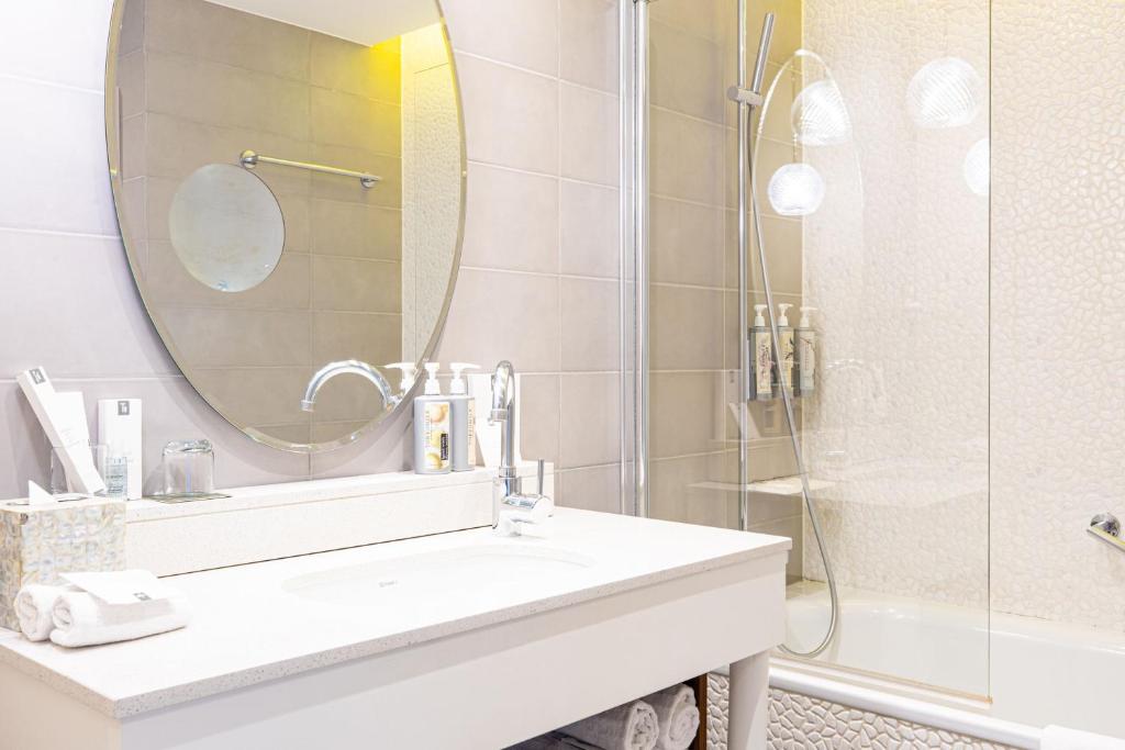 Renaissance Aix-en-Provence Hotel - Resim 25