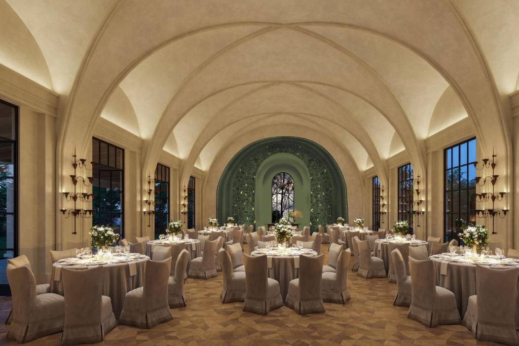 Restaurace v ubytování Nekajui, a Ritz-Carlton Reserve