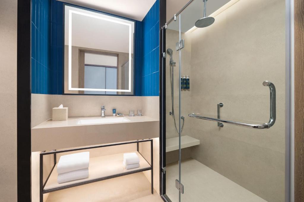 Koupelna v ubytování Four Points by Sheraton Nashik