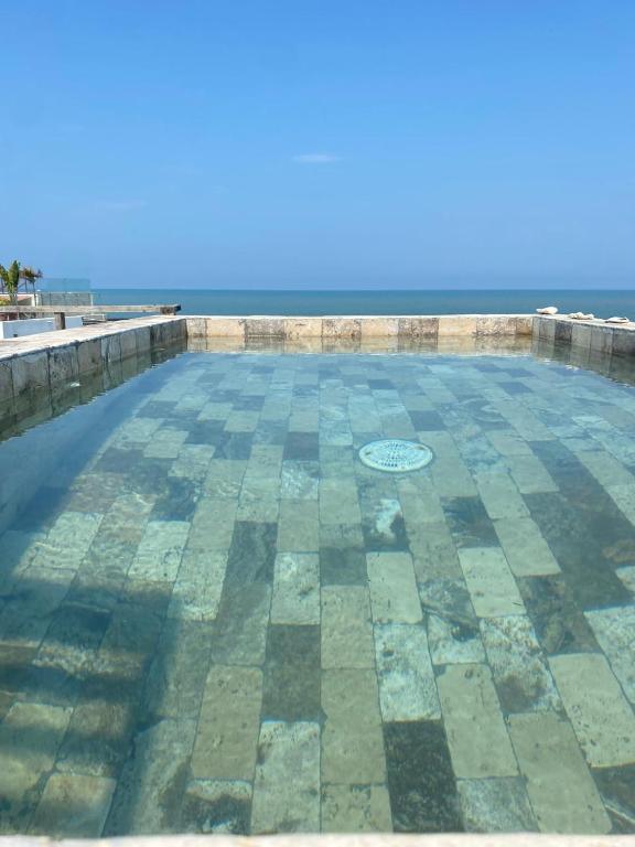 Dúplex 4 dormitorios frente al mar