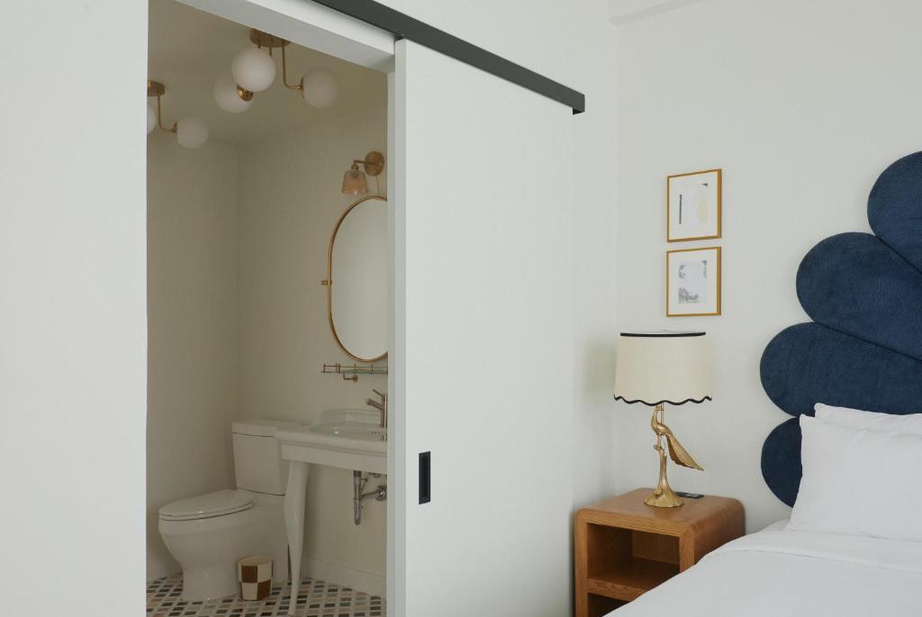 Granger Hotel San Diego Downtown Gaslamp Quarter, a Member of Design Hotels photo