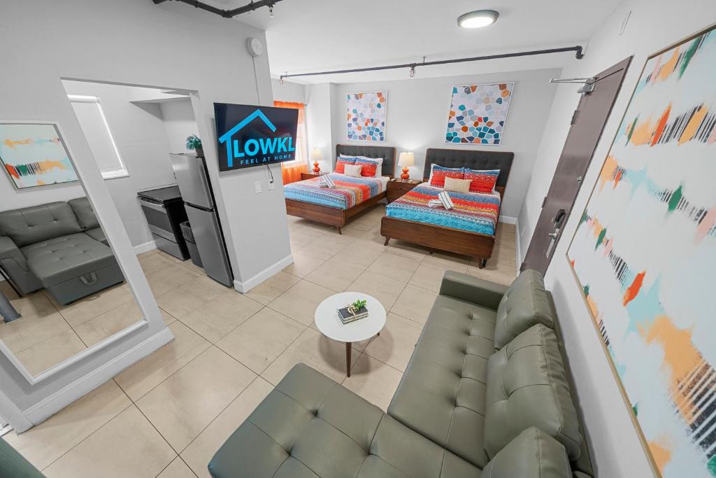 Rock Apartments by Lowkl - Premium Twee Queen Studio Met Keuken En Slaapbank