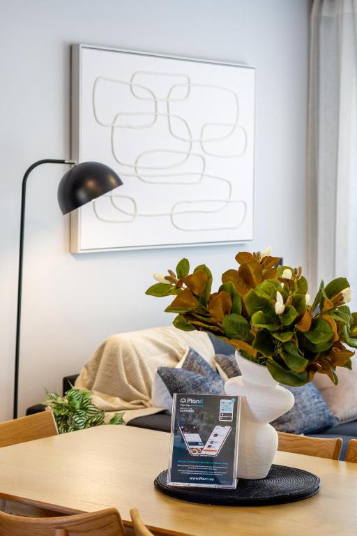 2 bed 2 bath with Carpark near Canterbury University - Resim 14