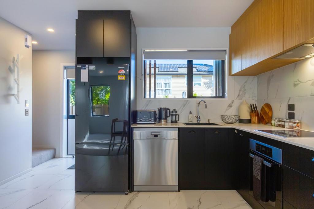 2 bed 2 bath with Carpark near Canterbury University - Resim 16