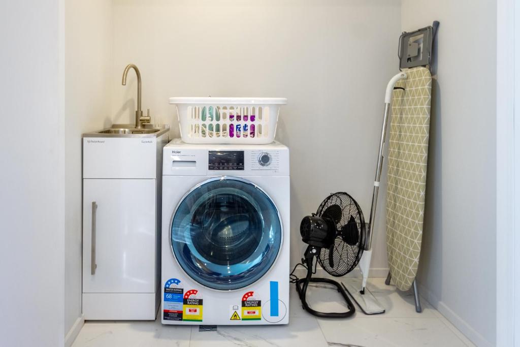 2 bed 2 bath with Carpark near Canterbury University - Resim 24