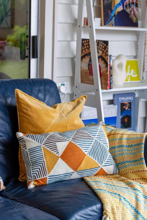 Coastal Comfort Spacious 3BR Getaway in Redcliffs - Resim 11