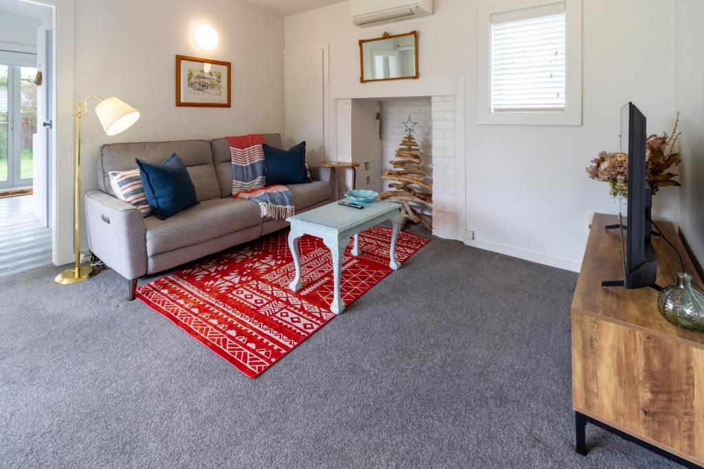 Coastal Comfort Spacious 3BR Getaway in Redcliffs - Resim 20