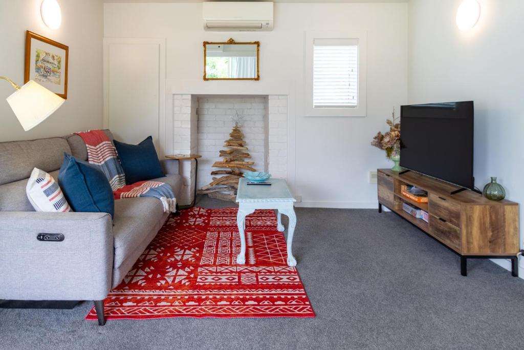 Coastal Comfort Spacious 3BR Getaway in Redcliffs - Resim 5
