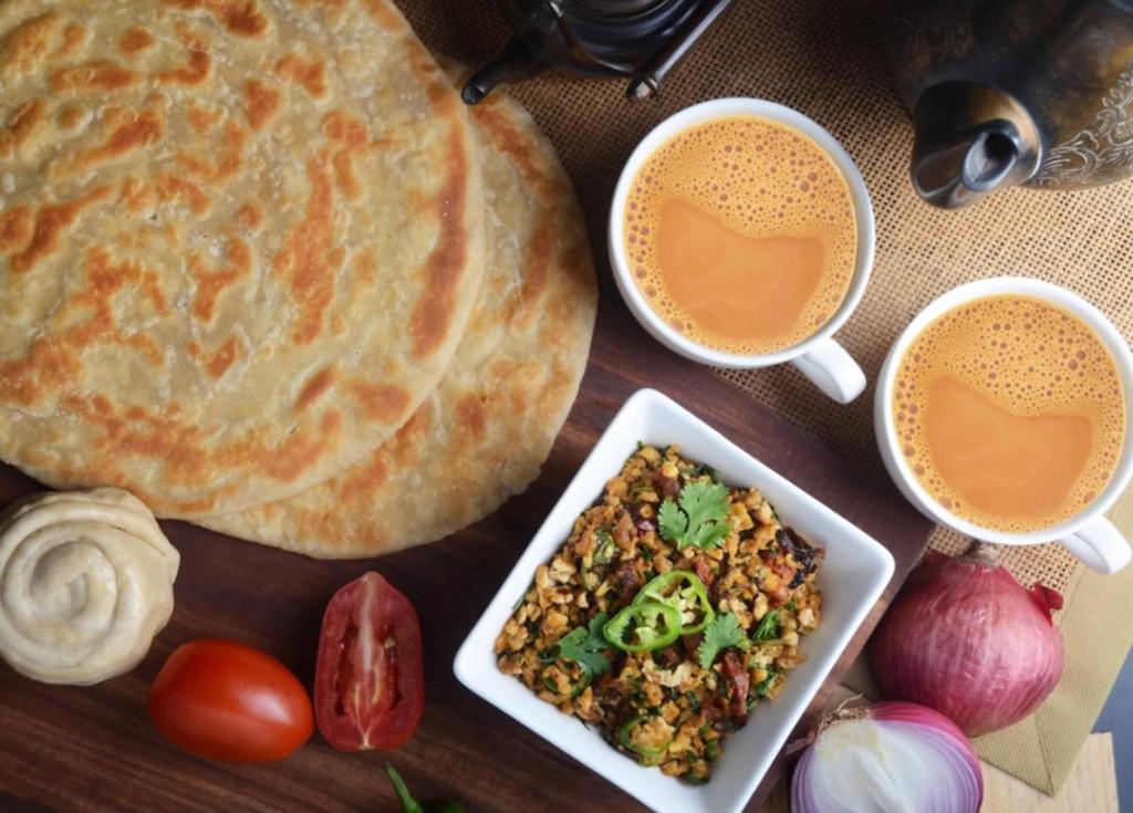 Stadium Road BNB-Karachi Center Point