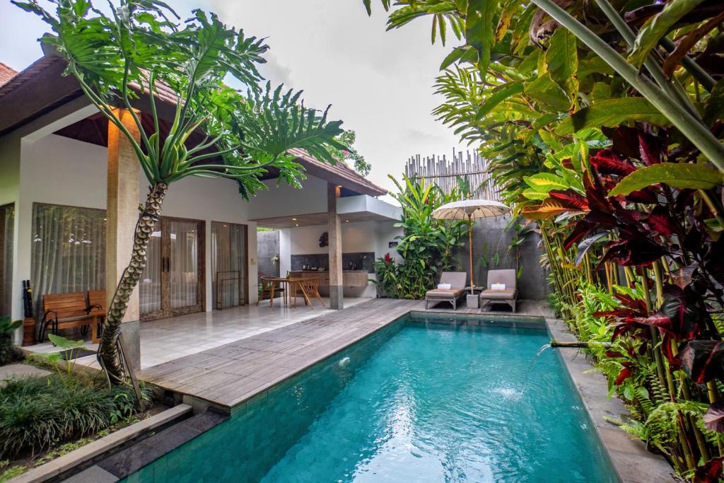 Purana Suite Ubud – A Luxurious Jungle Retreat