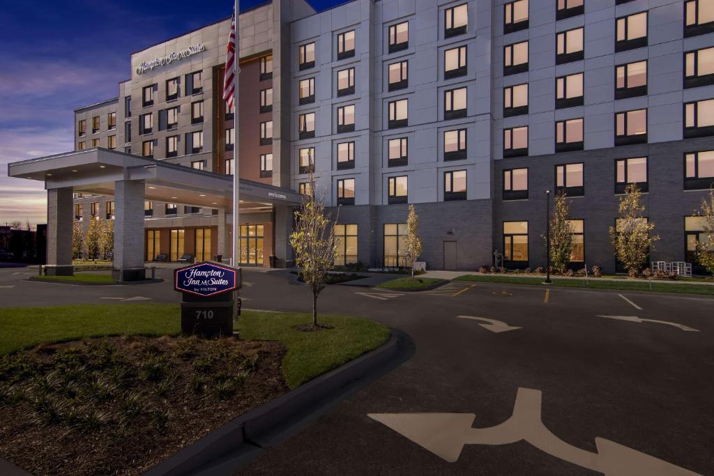 Hampton Inn & Suites Chicago Medical District Uic photo