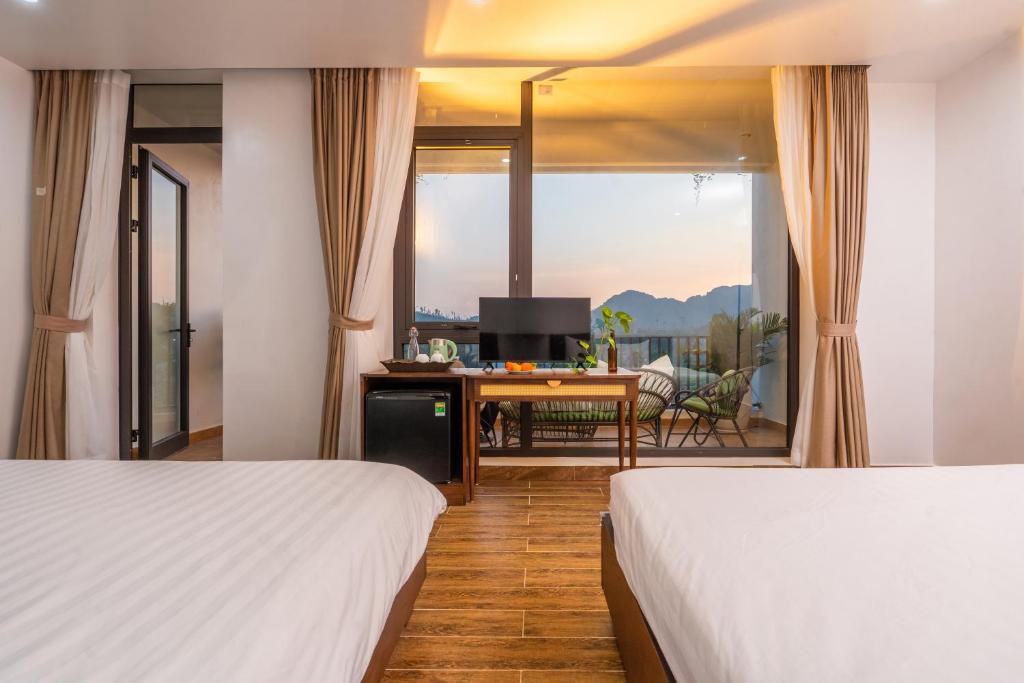 Rocky Mountain Homestay Cat Ba - Habitación Cuádruple Deluxe