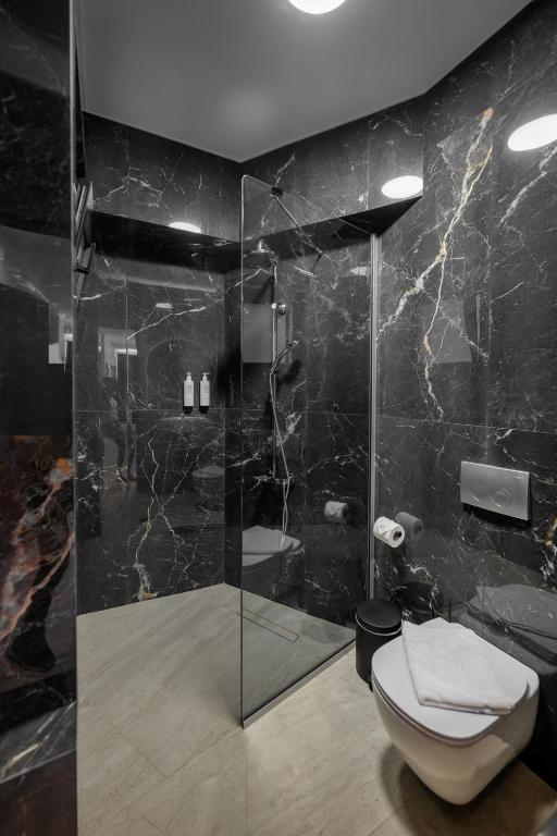 Cens Gold Luxury Suites - Resim 42