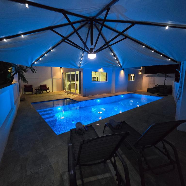 Bazén v ubytování Trahad Villa Koh Samui nebo v jeho okolí