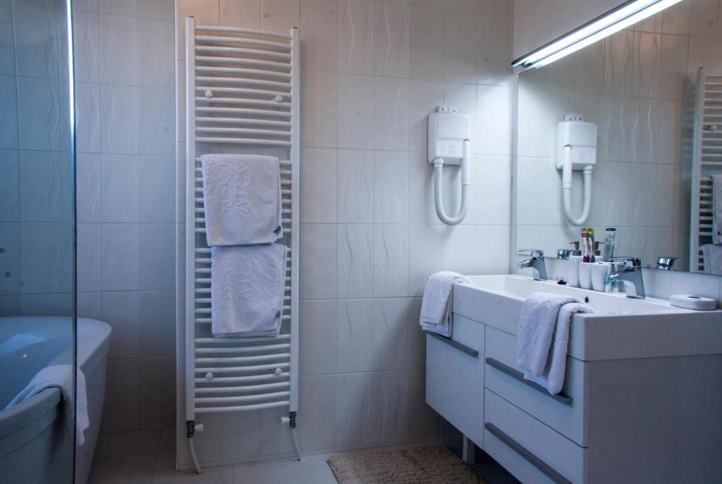 Koupelna v ubytování Hotel Arka