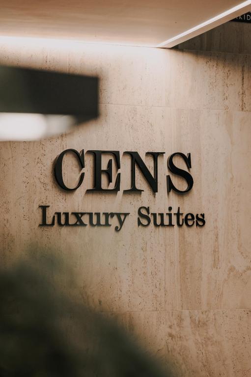 Certifikát, hodnocení, plakát nebo jiný dokument vystavený v ubytování Cens Silver Luxury Suites