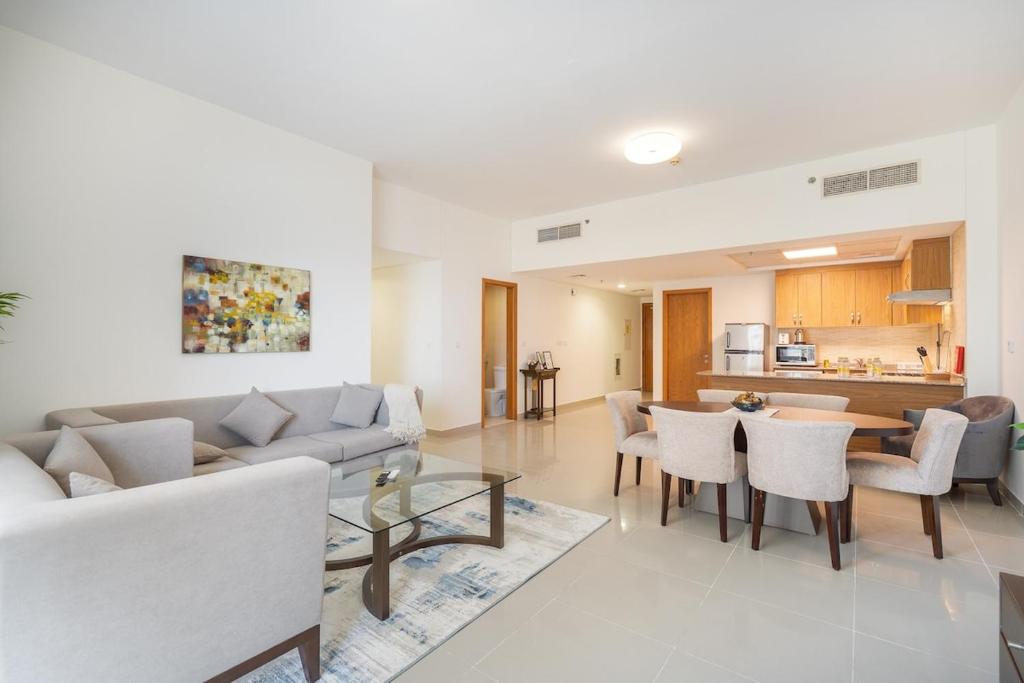 View of Luxury Hotel in Singapore | Shangri-La Apartments & Residences, Singapore