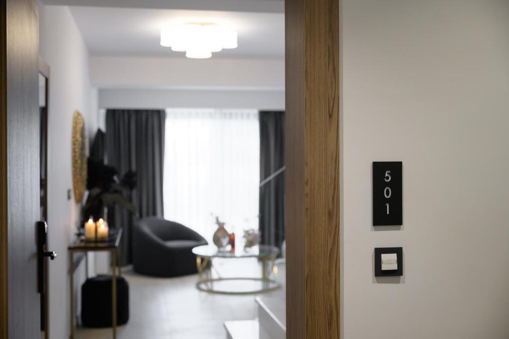 Cens Platinum Luxury Suites - Resim 44