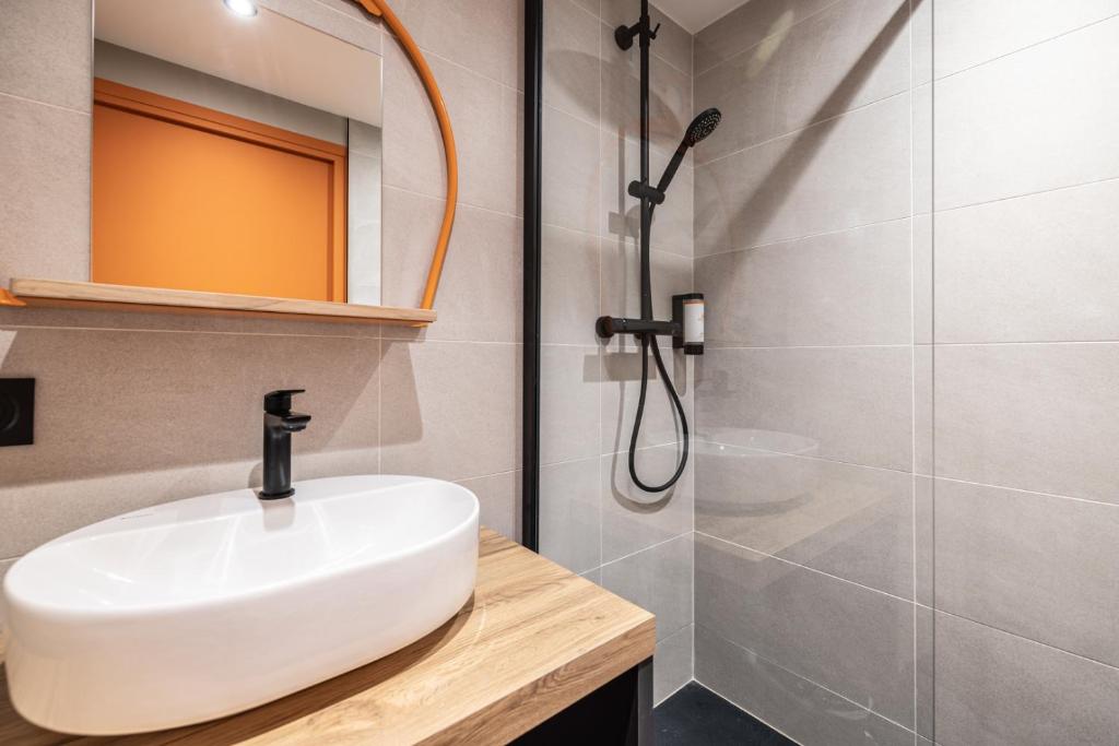 Hotel Base Camp Lodge - Albertville - 4