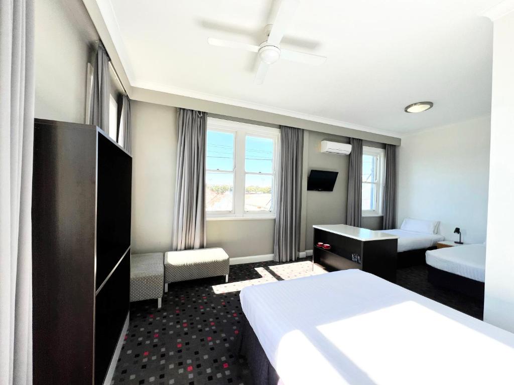 The Sunnyside Tavern, Broadmeadow - Resim 12