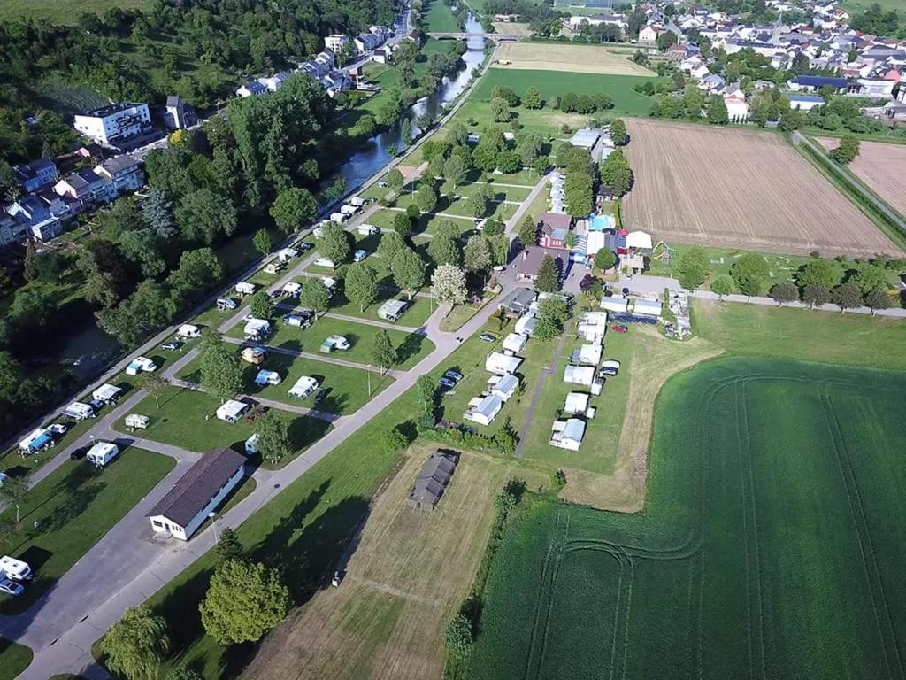 Příroda nedaleko luxury tent