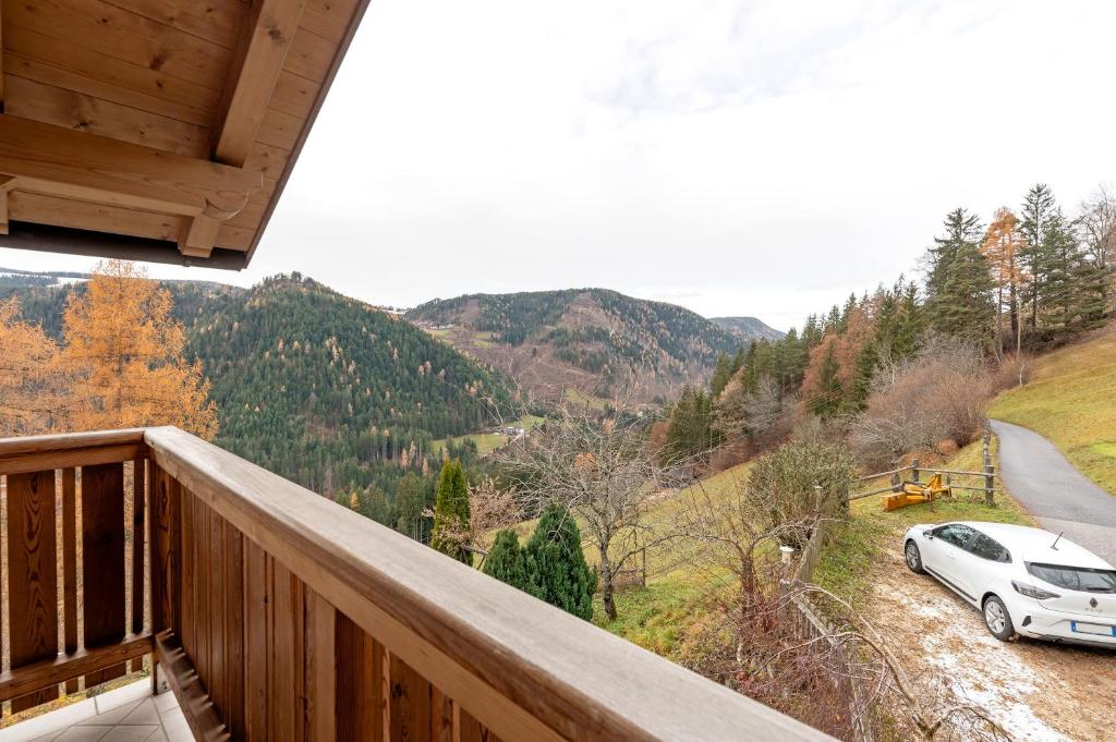 Výhľad na hory alebo výhľad na hory priamo z apartmánu
