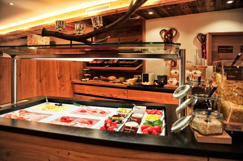 Kép Hotel Garni Bellevue szállásáról Ischglben a galériában