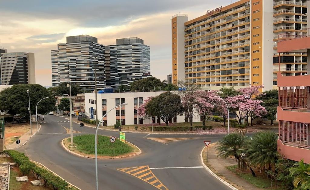 O edifício em que o apart-hotel se localiza