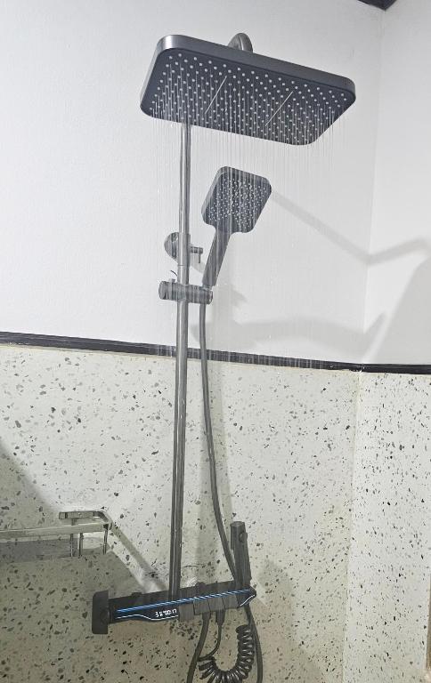Win Hotel - Deluxe Double Room With Bath