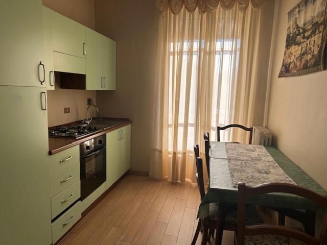 A kitchen or kitchenette at Hotel & Residence Corona Grossa Balangero