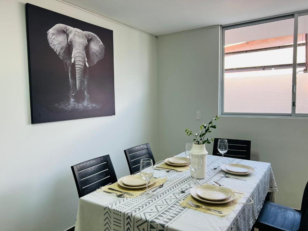 Φωτογραφία από το άλμπουμ του Family Apartment 5 Bed 5 Bedroom 5 Bath σε Baños