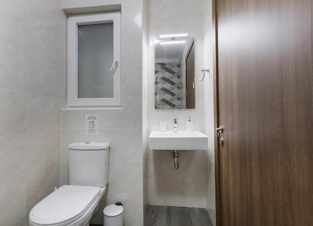 Koupelna v ubytování Luxurious & Spacious 2BD Accomodation at The Podium - Yacht Marina Area, Close to Valletta