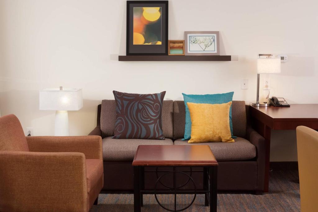 Residence Inn Fort Myers Sanibel - Studio Met Kingsize Bed En Slaapbank