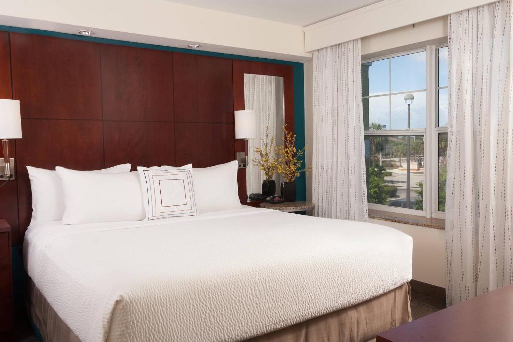 Residence Inn Fort Myers Sanibel - Suite Met 1 Slaapkamer En Kingsize Bed