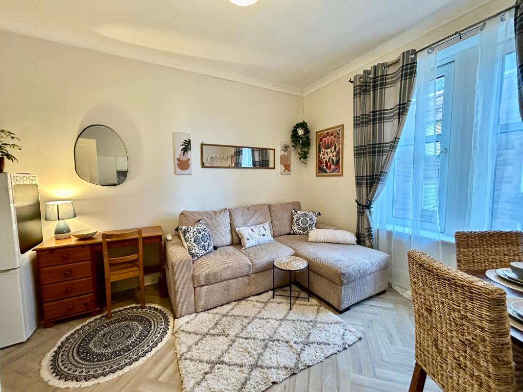 Χώρος καθιστικού στο Cozy flat in the heart of Perth