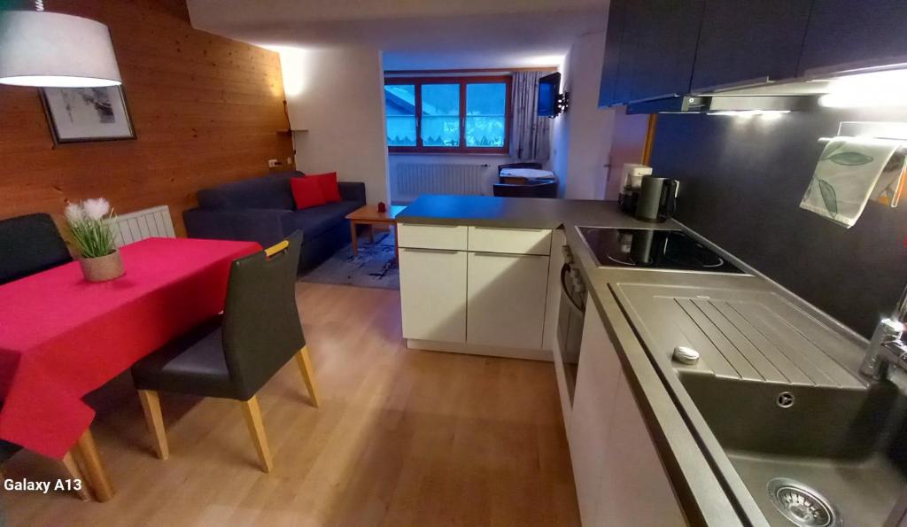 Kuchyň nebo kuchyňský kout v ubytování Haus Simma