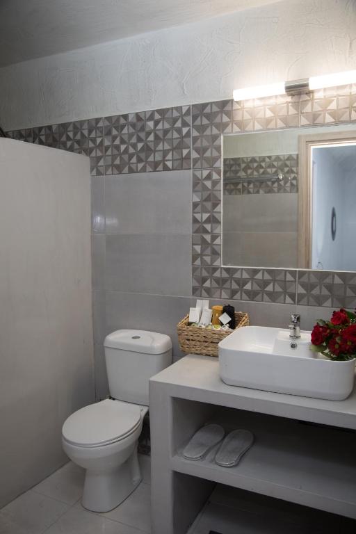 Village Anto Fira - 12