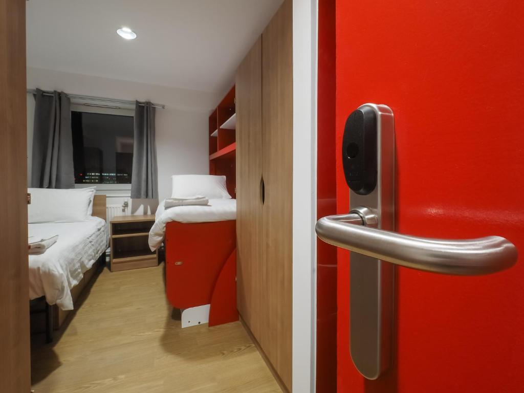 LSE High Holborn - 