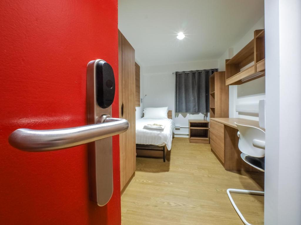 LSE High Holborn - 