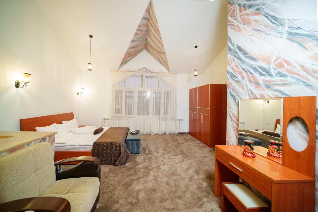 Posezení v ubytování Visota 1880 Hotel Tsaghkadzor