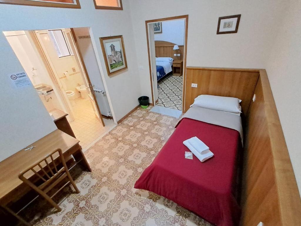 NAHID ACCOMMODATION - 